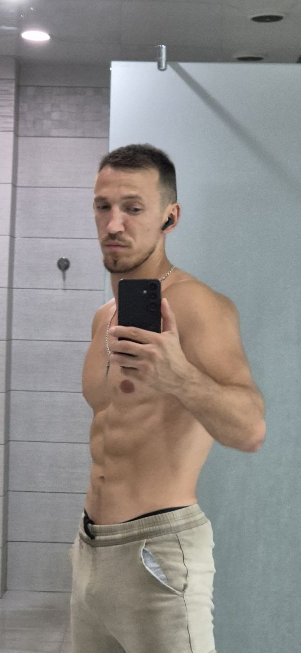 Мужчина Макс