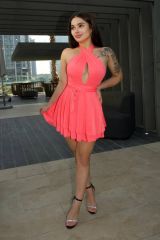 Миниатюра Индивидуалка Алиса Юбилейный Фотография 