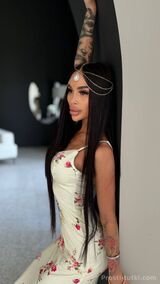 Миниатюра Индивидуалка Мила Фестивальный Фотография 