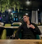 Миниатюра Мужчина Макс ККБ Фотография 