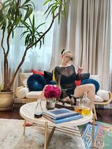 Миниатюра Массажистка Расика ЗИП Фотография 