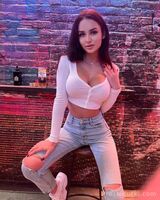 Миниатюра Индивидуалка Диана Фестивальный Фотография 