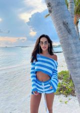 Миниатюра Индивидуалка Стейси Фестивальный Фотография 