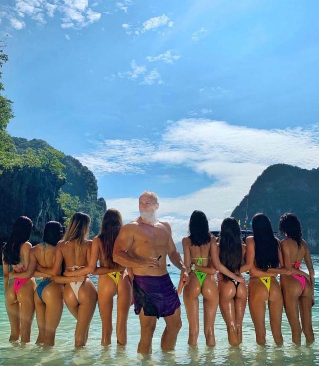 Салон Вегас мужской клуб